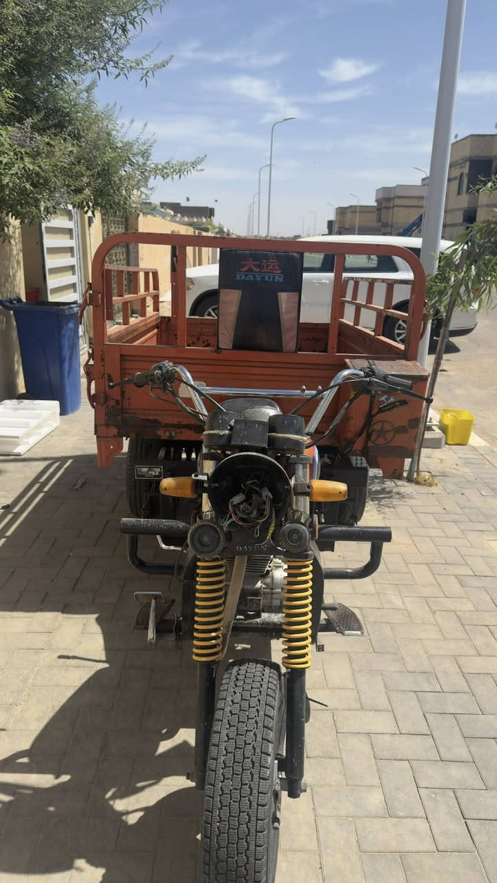 السلام عليكم
ستوته دايوان 2021 وكيل الاخوين اوراق اصوليه باسمي كامله نضيفة حلوه شاصي بجيس مكينه تخبل معدل 90 سرعتها السعر مليون ونص بيها مجال للشرايه رقم ***********
