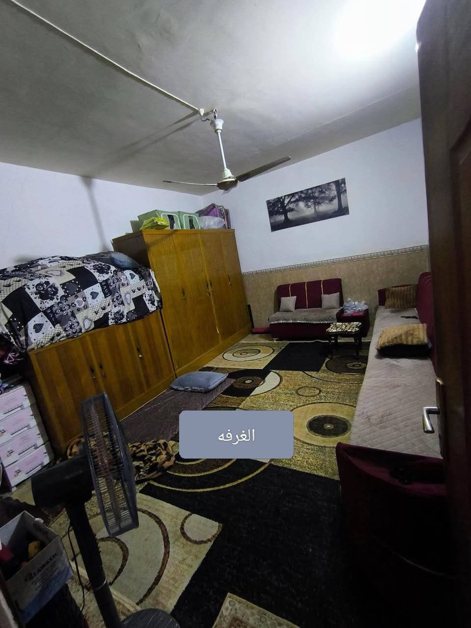 بيت للبيع
الموقع/ النجف حي المكرمه شارع السبيس 
المساحه/105 متر
البناء/طابق واحد استقبال ومطبخ وصاله وغرفه  صحيات داخليه وخارجيه ومخزن بالصطح
السعر /95 مع المجال
للاستفسار اكثر الاتصال على الرقم
***********
