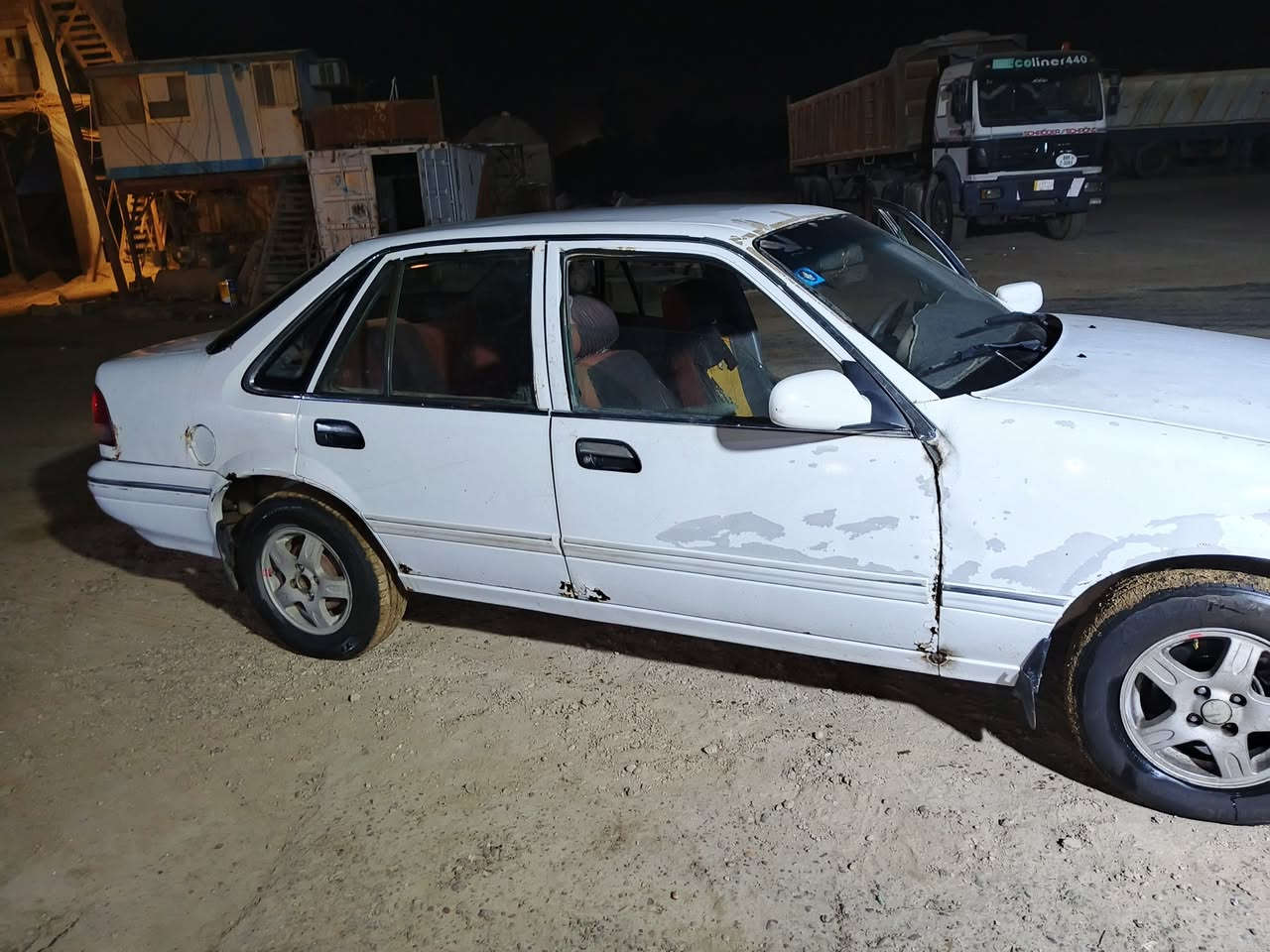 سلام عليكم ورحمة الله وبركاته 
سيارة برنس فراشة 96 مكينه لاتبخير ولاتنقيص كير أوتوماتيك شواصي بلادية رقم بغداد انكليزي جديد سنويه ل30 تحويل ثاني يوم سيارة يرادلها ترتيبات كماليات فقط الصبغ بنيد وباب السكن فقط والباقي بلادية سعرها 35 وبيها مجال مكاني بغداد الطارمية 
الاتصال ***********
واتساب ***********
