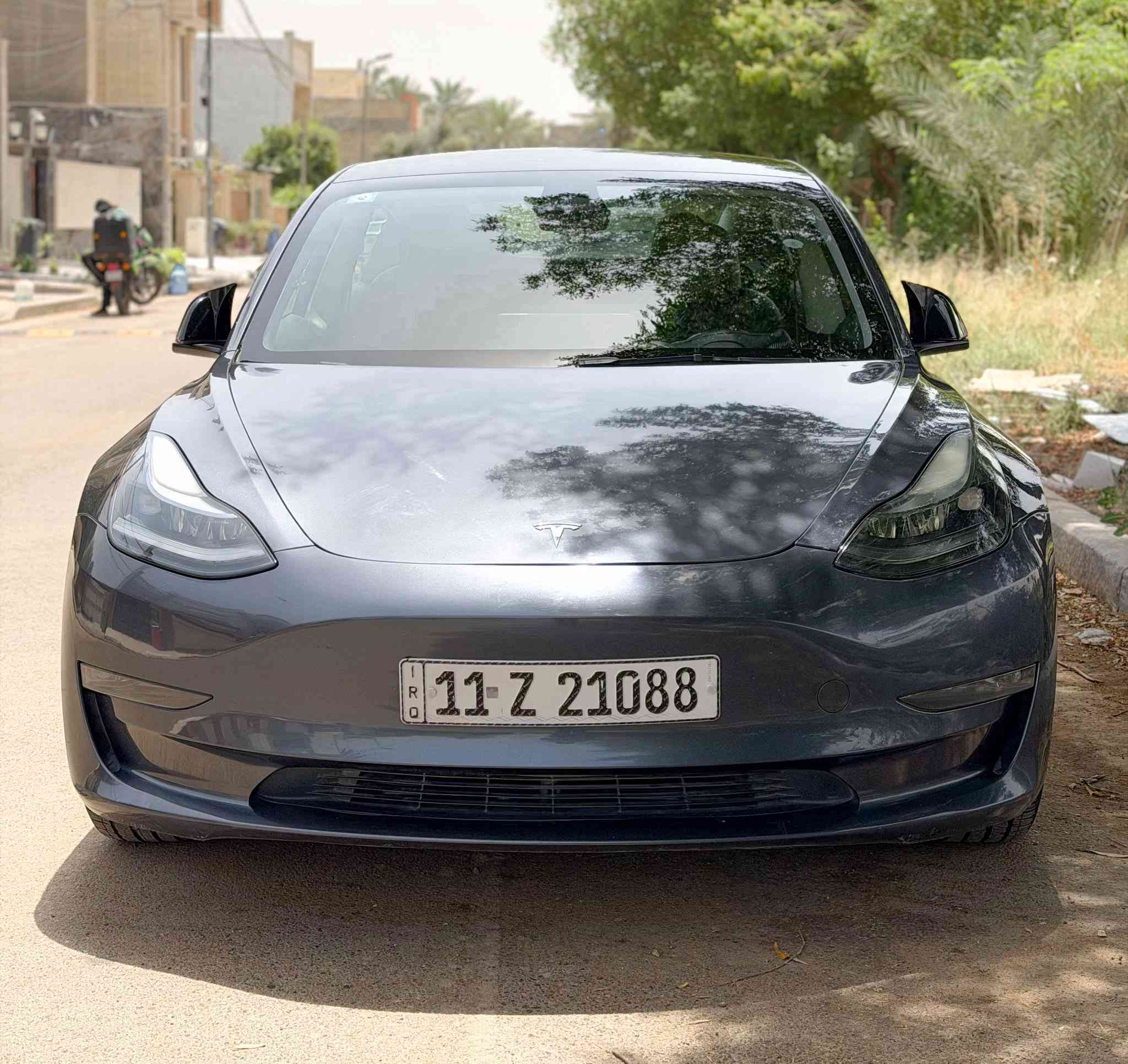 Tesla Model 3 Standard للبيع
الموديل:- 2023
العداد:- 20.000Mile 

أون لاين + مربوطة فون كي
عليها أضافات الداخل كامل كاربون فايبر
وستيرن يوك

حادث السيارة:- أمامي خفيف وقطعة وحده
كل الدواخل مكفولة
١- بنيد تبديل وصبغ
٢- طخة خفيفة بالجنطة على وضعها ممصلحه
ايرباك بردة وستيرن 

صور الحادث مرفقة

تصليح درجة اولى 

السعر 16.500$
موقع السيارة بغداد الاعظمية
***********
