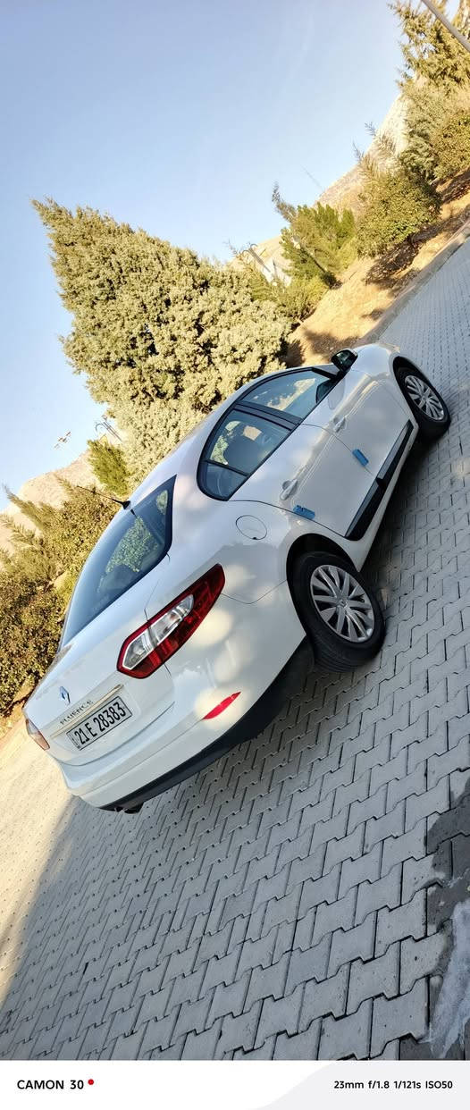 🌹ماشەڵانمونەلەجوانیولەپاکی🌹
ڕینۆی فڵۆنس 🚗مۆدێل2016
ڕەقەم سلێمانی🌹سەنەوی
تا2030تازەیەتەحویل غرامەوبڕاوەبەشەرت
بەناوی خۆمانەوەیە
گێڕومەکینەی نەکراوەتەوە بەشەرتی 100فیتەر
مواسەفات عەلامەگەورە 
پێنج کەلەسوکان ڤۆلێۆم
چوارجام کارەبا
هیچ لێدراویودەعمینیەپێشودوای کەپسەبۆیاخی نیە
دەعامی بۆدەعامی بەشەرت 
ماشەڵاسەیارەکەهەتابڵێی جوانو جایزەوماڵی دۆستە پێویست بەوەسف ناکات هەموگیانی لەسەردەقی شەریکەماوەتەوە
شوین سلێمانی🌹نرخ88گەلا
ژمارەتەلەفون📠       
*********** السليمانية, العراق
