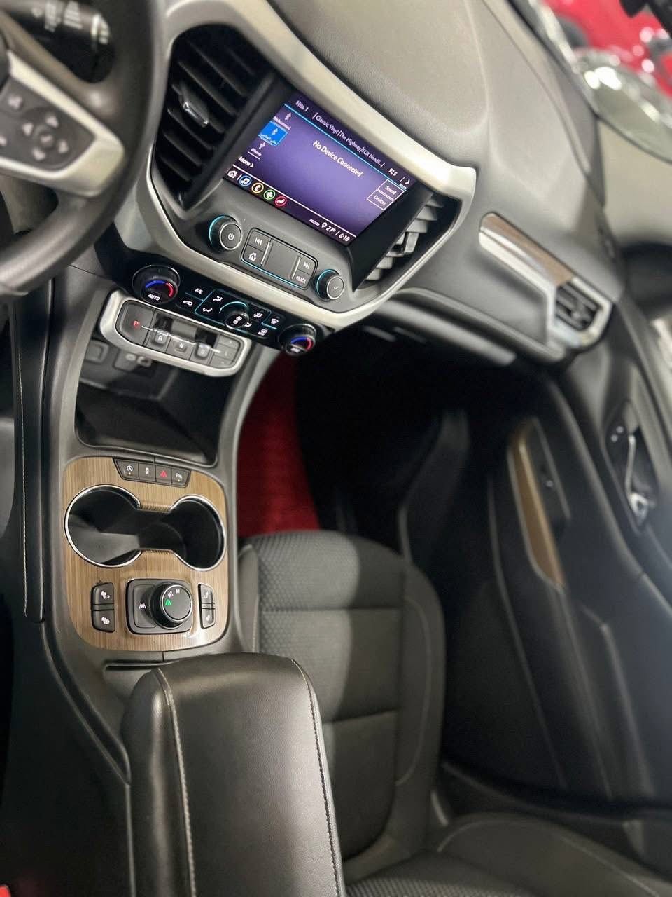 _____________________________
✅اسم السيارة : جي ام سي اكاديا SLE
✅الموديل :  2021 
✅رقم السيارة : رقم اربيل تحويل ملكية او وكالة حسب الرغبة 
✅الضرر : الجاملغ الامامي الايسر و البنيد 
✅عداد المسافة : 98  الف كيلو 
✅الايرباكات : بدون ضرر ايرباك
_____________________________
🔻1-حجم المحرك 6 سلندر 3600
🔻2-ويل كب حجم 20 مع طقم تايرة 🔻بحالة ممتازة 
🔻3-بصمة ابواب و بصمة تشغيل و تشغيل 🔻عن بعد 
🔻4-لايتات زينون عالي ناصي اصل   
🔻6-كشافات دعامية 
🔻7-حساسات امامية خلفية اصل 
🔻8-اشارات في المرايا الجانبية
🔻9-رادار جانبي 
🔻10-جنطة كهرباء  
🔻11-غرفة السيارة مخمل اسود
🔻12-تحكم كهربائي لمقعد السائق 
🔻13-تحديد مسار
🔻14-رادار امامي مانع للتصادم 
🔻15-تدفئة المقاعد الامامية فقط
🔻16-تحكم ستيرن جهتين متكامل
🔻17-شاشة كبيرة الحجم للتحكم بكافة الايعازات
🔻18-كامرة خلفية 
🔻19-السيارة سبعة راكب مع 3 قطع تبريد
 



_