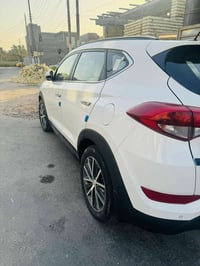 اسلام عليكم توسان موديل 18سيارة جديدة جاهزة من كلشي سيارة فول مواصفات ...