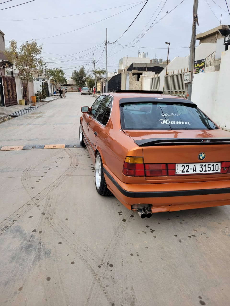 سلام عليكم 
bmw موديل  فول1990
  مکینە 20 کیر عادی 
سلايد و كشن جلد بلادي جلد 
سياره جاهزه كامله 
كهربائيه كلها شغال 
راديتر جبير جديد 
تاخم واير بلادي لوك جديد 
٤ تايرات شبح لوك 
ما بيها اى مسرف 
تبريد تدفئه خير من الله بشرط 
سياره ما بيها اى مصرف 
صبع عام للجماليه فقط بدون ضربه بدون دواخل 
حتى سقف و تكم بدون معجون 
سياره كلش نظيفه   
بطاقه بنزين موجود 
السعر رايد ؛ 58  
مكاني كركوك 
بەس واتساب 
***********
