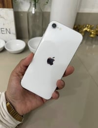 ايفون SE2 • نظيف ٩٨٪ • بوبجي ٦٠ فريم