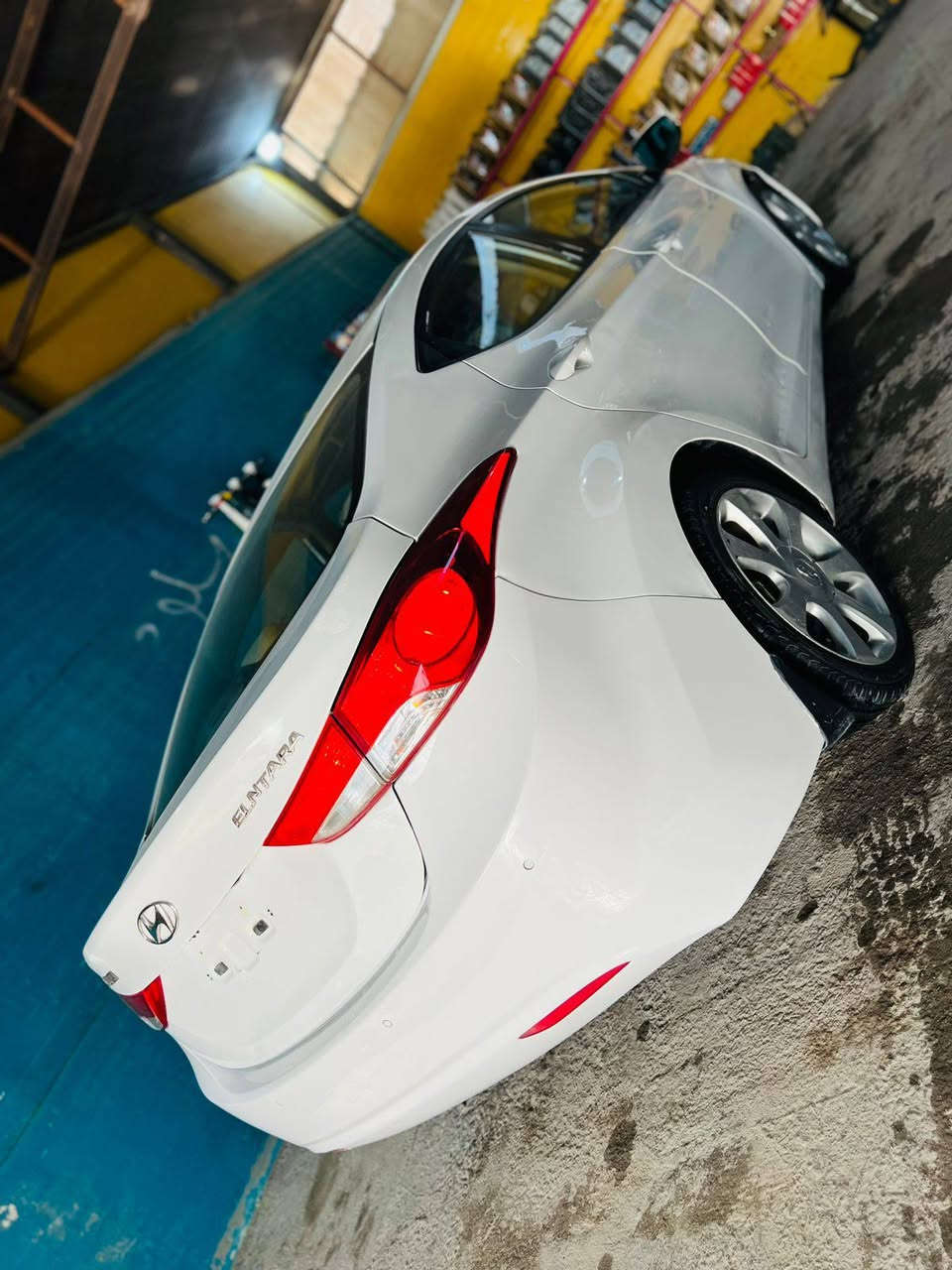 السلام عليكم 
للبيع النترا 2013 خليجي محرك 1800 فول مواصفات 1/1 كفاله السياره رقم اربيل تريد وكاله تريد تحويل اليعجبك محرك كير حداديه تخم تاير تدفئه تبريد كله وضع البلاد بيها تراي زيرو والسياره احلا من الصور وبالعافيه ع الياخذها سعرها 115 الشراي يتصل *********** مكاني النجف النجف, العراق
