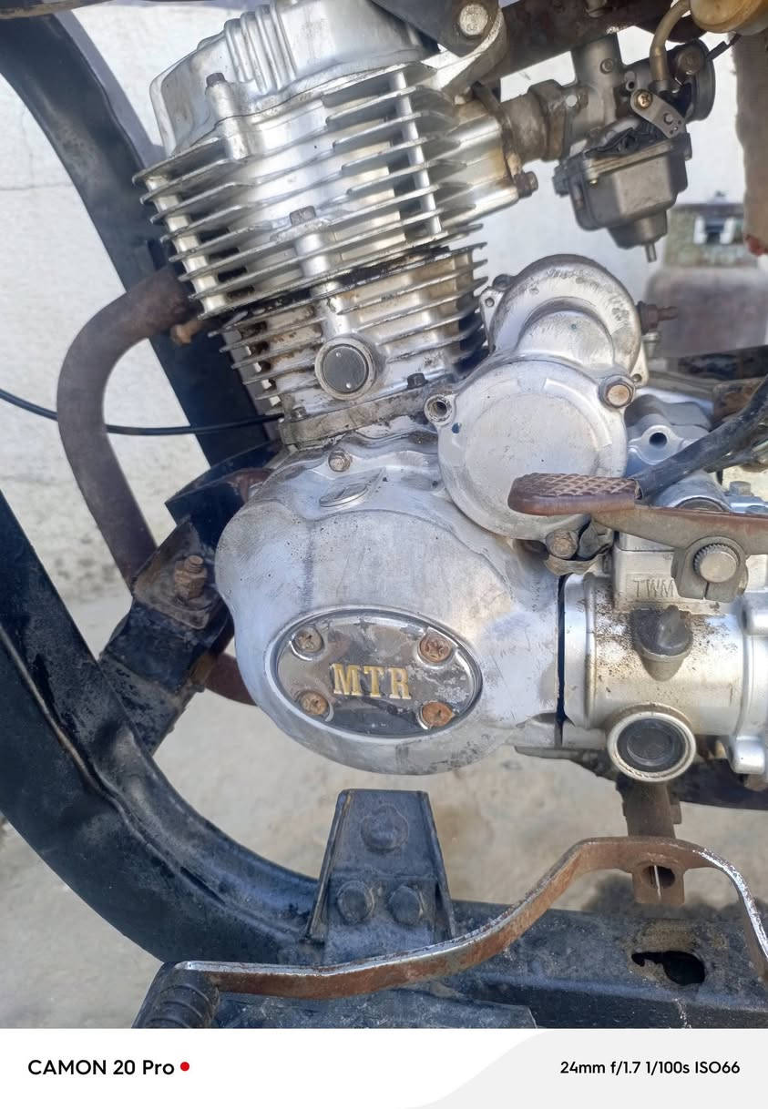 سلام عليكم مكينه تجميع..بس  المكينه فقط 
1يرادلها كازكيت 2اوشفت هندر 3واشر قبق فقط 
اتصل وبيك خير وتدلل *********** مكان حله بكرلي
