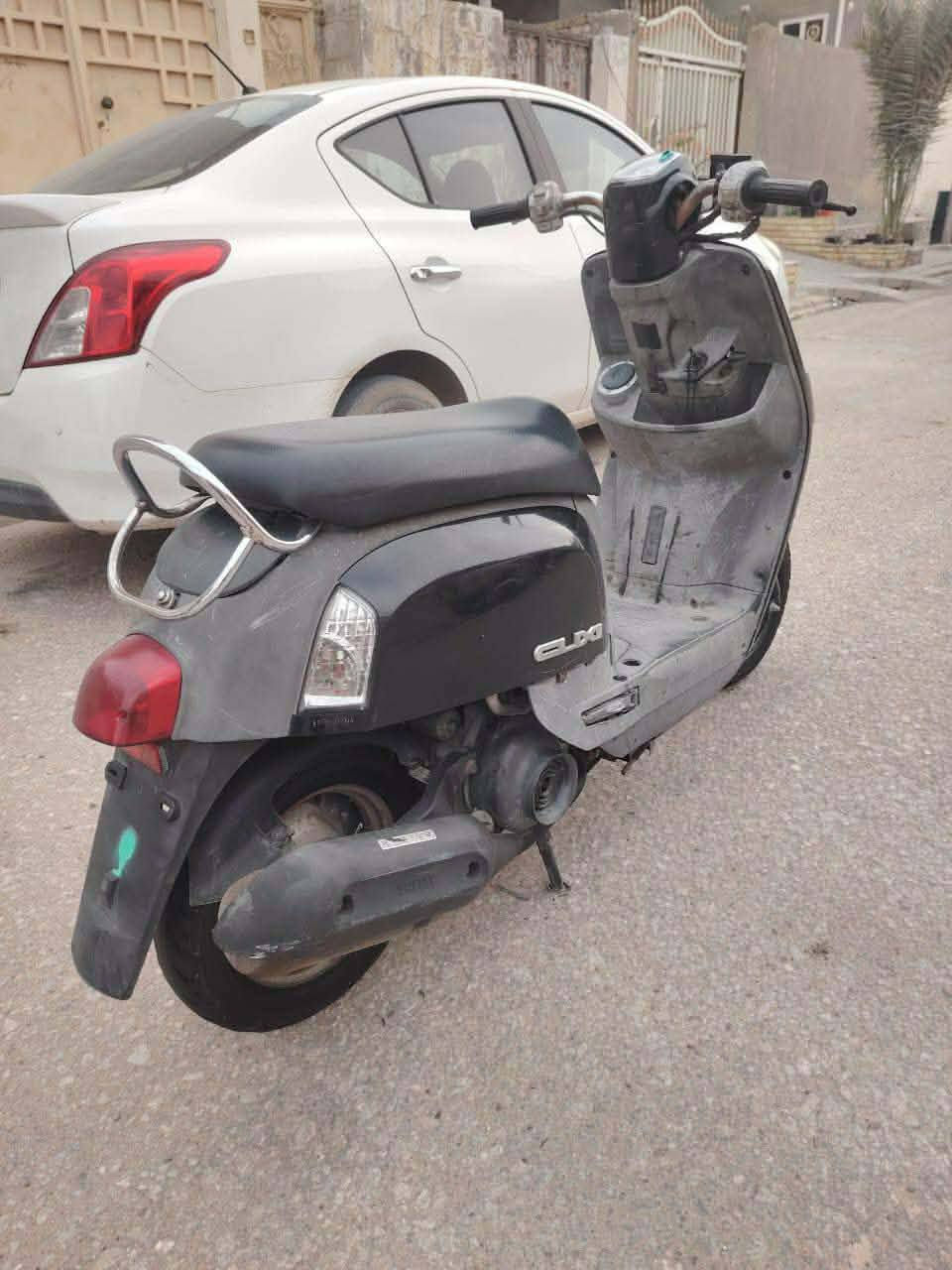 دراجه البيع بوليسي صارله شهر ونص من طالعه من الوكيل السعر خاص متواجد اربعه و عشرين ساعه على الخط ***********
