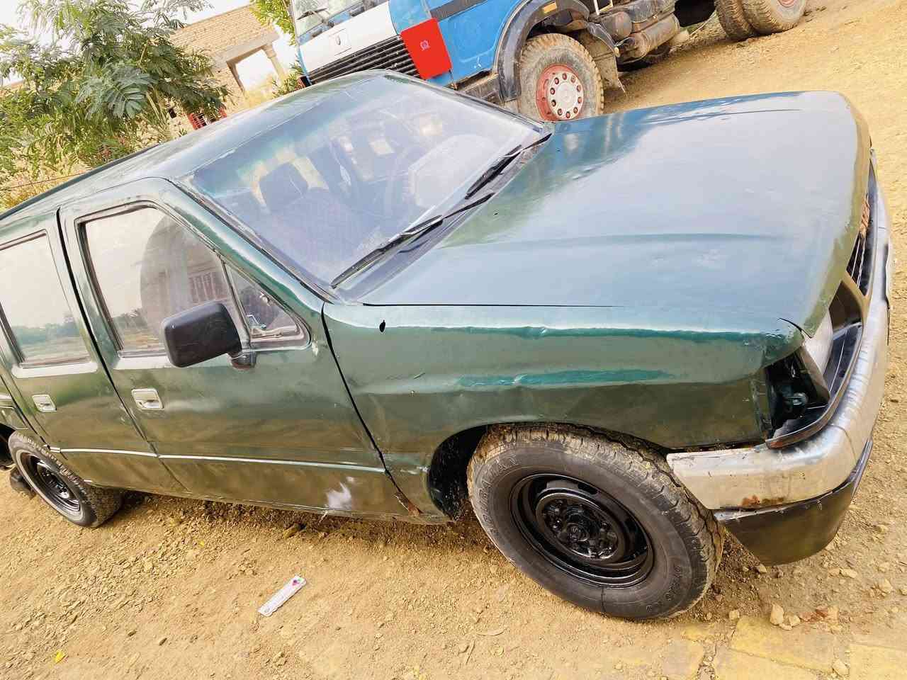 السلام عليكم بيكم اسوزو ياباني موديل 92للبيع أو مراوس مكينه كير حداديه تخم تاير كله جديد خير من الله رقمه مثنى تحويل ثاني يوم السعر 20وبيه مجال التصال عل رقم ***********
