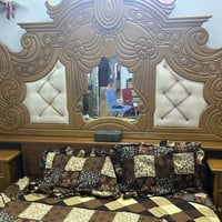 غرفة نوم كاملة • للبيع • تواصل خاص