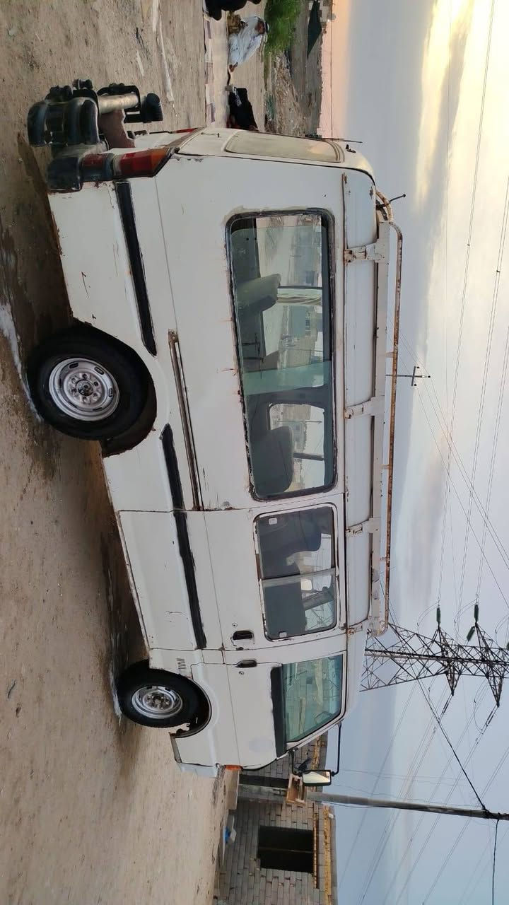 مازده البيع موديل 93سياره جاهزه مكينه كير حداديه تخم تاير كهربايات الكل جاهز  مكان ناصريه مركز السعر 28وبيها مجال قليل لاستفساره ***********
