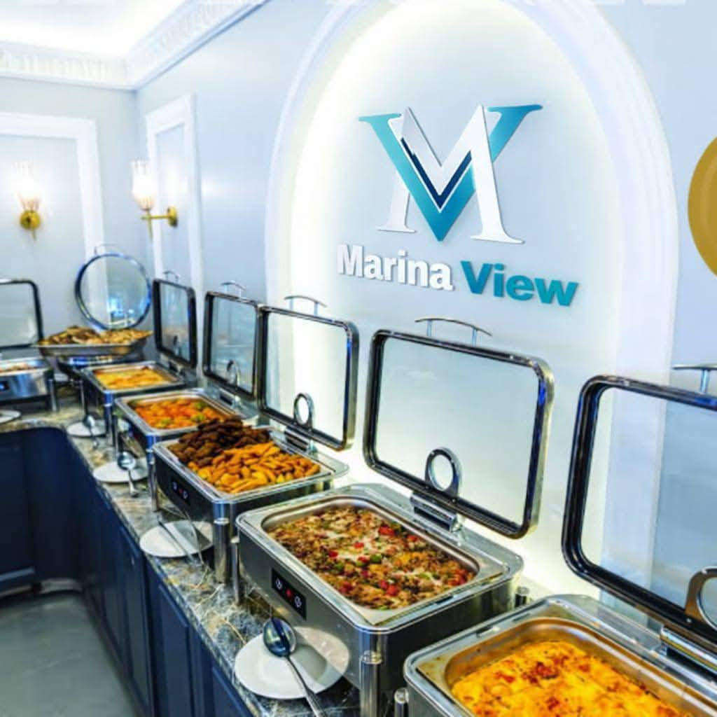 فندق مارينا ڤيو يرحّب ترحيباً حاراً بجميع ضيوفه الكرام، ويقدّم خدمات متكاملة لضمان إقامة مريحة ومميزة. نسعى دائماً لتوفير كل احتياجاتكم بأعلى مستوى من الجودة.
خدماتنا:

- فطور صباحي متنوع يحتوي على أكثر من 15 نوعاً من الأطعمة
- كهرباء متوفرة على مدار 24 ساعة
- موقف سيارات مجاني للنزلاء
- واي فاي سريع ومجاني في جميع أنحاء الفندق
- تكييف وتدفئة في جميع الغرف
- خدمة الغرف متوفرة باستمرار
- تنظيف يومي للغرف
- خدمة غسيل وكوي الملابس
- استقبال متوفر 24 ساعة
- كاميرات مراقبة لراحة وأمان أكبر
- خدمة حمل الأمتعة
- صالة جلوس ولوبي حديث
- بعض الغرف تحتوي على شرفة وإطلالة جميلة

📞 للتواصل:
***********
***********

نحن في فندق مارينا ڤيو بانتظار زيارتكم لتجربة إقامة مميزة لا تُنسى 🌟
