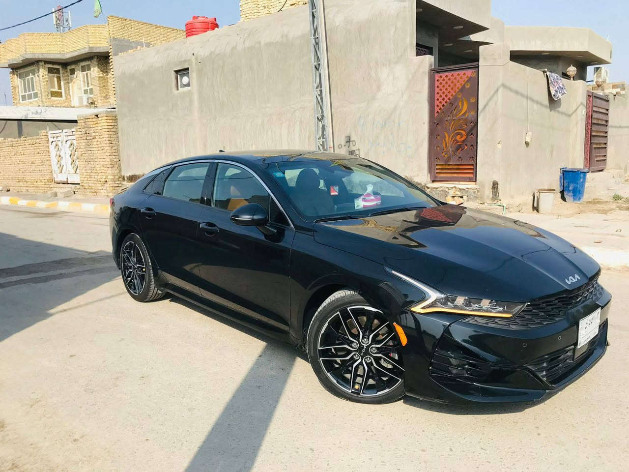 سلام علكم مكلف بل نشر  للبيع
مديل 22
رقم بغداد حره 
رقم صاحب السياره ***********
‏K5 GT 2500 تيربو 🚀🚀2022
الموصفات
كشنات كهرباء 
كشن تدفئه تبريد 🔴🔵
ستيرن تدفئه 
قطعتين تبريد
داخل عسلي مختم GT
بصمه ابواب
تشغيل عن بعد
بنورما
كامرات محيطيه 360 درجه 
وبعد هواي بيها موصفات
