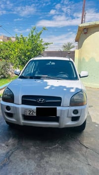 توسان موديل 2009 رقم اربيل سنويه جديده بيه قطعتين جاهزه كيىر محرك تبري...