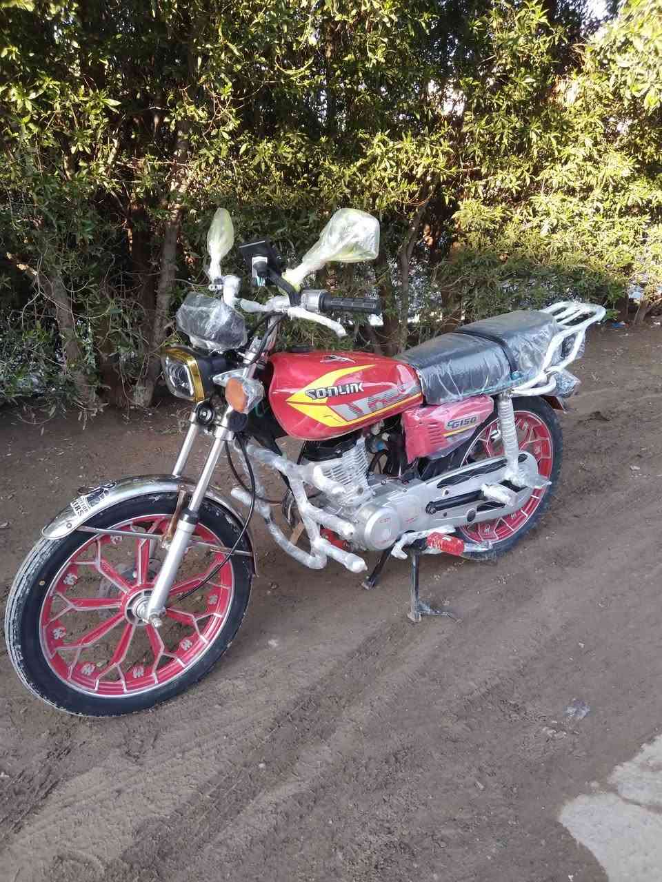 رقمي *********** بغداد جسر ديالى كرغوليه سعر ٥٥٠ 
ايراني موديل 2024 ماشيه ١٣الف كهربايات عدادات شلع شغاله ما طالع بيه ابد مال بيت
