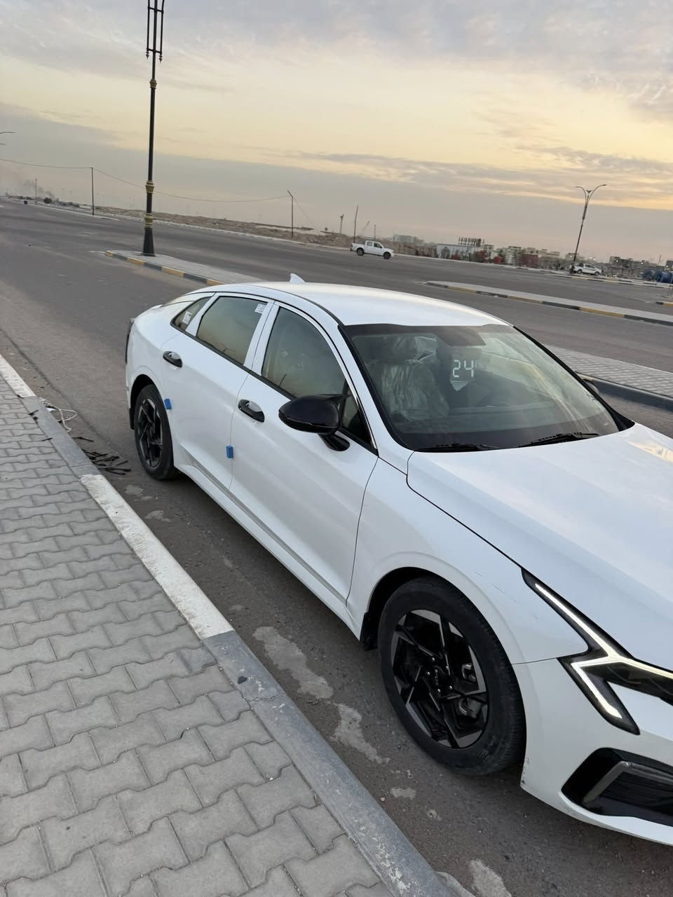 سلام عليكم كي فايف 2024خليجي كفاله ماعده كعجه خفيفه بل بنيد رقم اربيل بس شركه مكان السياره بصره السعر 210 رقم الهاتف ***********
