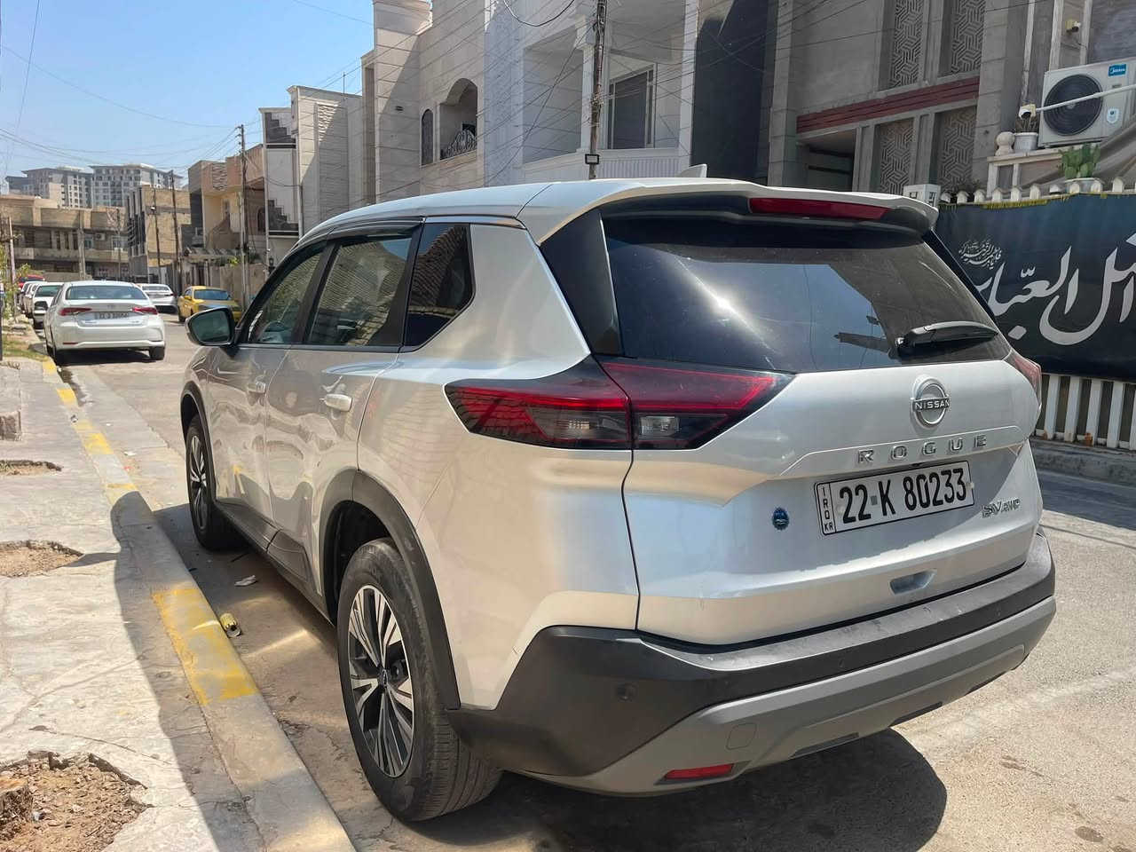 نيسان روج 2023
السونار مرفق مع الصور قطعتين صبغ

محرك 1500 تيربو

المواصفات 

بصمة تشغيل عن بعد اوتو هولد سايد بريك دكمة شاشة اعطال قيادة ذاتية رادارات جانبية توقف ذاتي تلث انضمة قيادة 

كير محرك بلاديات الصدر جديد 

السعر مناسب جداً 125 ورقة 

مكان السيارة بغداد حي الجهاد 

***********
