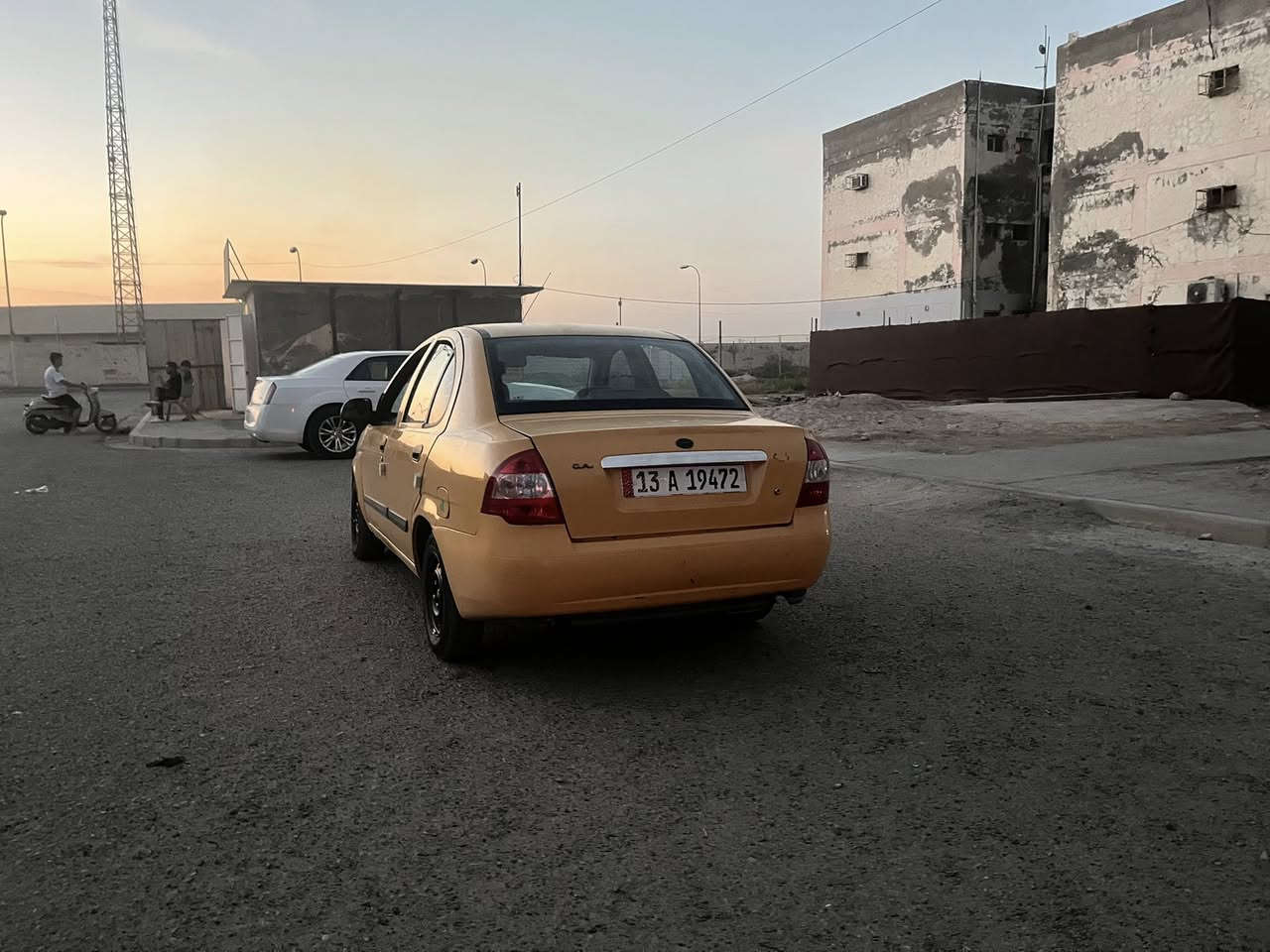 سلام عليكم 
طيبة موديل ١٦ 
مصفرة هيئة و غرامات 
سنوية تتحول ب اسمك مباشر ، ارقام انكليزي 
هزة قبل اسبوعين كلشي بيها جديد حتى الصالنصة مبدلهة جديدة 
حدادية ، كير ، مكينة ، تبريد ، كهربائيات ، برانكيتات كلهة جدد
مكان السيارة ميسان ، السعر ٣٥ و بيها مجال قليل
***********
