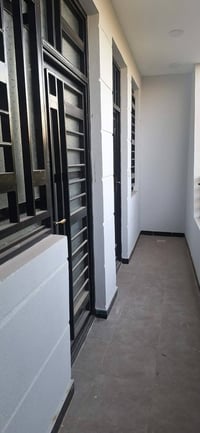 شقة للأيجار بناء جديد سبع ابكار نهاية شارع منتزة هابي دي بداية الزراعي...