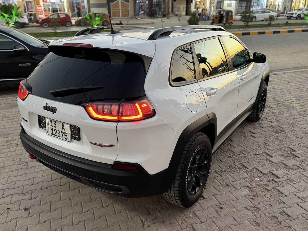 #كوبارت_ميسان_الاقدم_في_ميسان
جيب شيروكي ( بزون ) 2022 ترايل هوك 4X4 🔴🔥
__________________________________________ 
محرك السياره V6 3.2 🔥🔥🔥🔥🔥

مرقم ميسان تحويل ثاني يوم🔴✅
واحد ع واحد اعلى فئه عدى الفتحة فقط ✅🔴
تاير ويل جبلي حجري🔥
ضربتها فقط الجنطة والجاملغ🔴
صور ضررها واضحة بالمنشور✅
#ميسان_العماره #القطاع_شارع_نعمة_الريفي
سعر السياره 190 ورقه وبيها مجال قليل🔥✅
#للاستفسار__والتواصل***********
