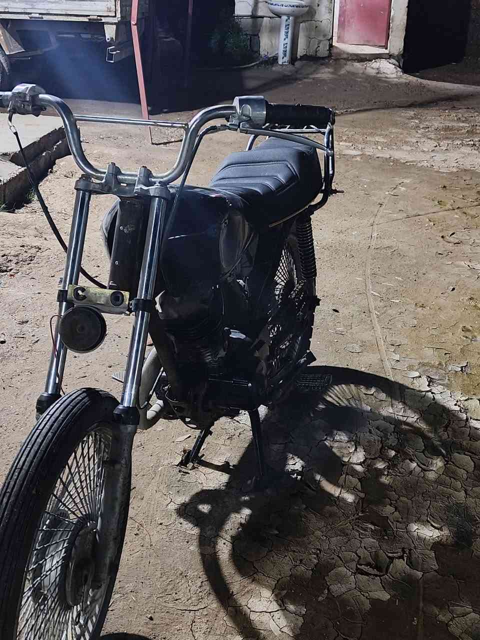 لبيع سعر 160 ويبه مجال قليل بكاني بغداد تقاطع نهروان ***********
