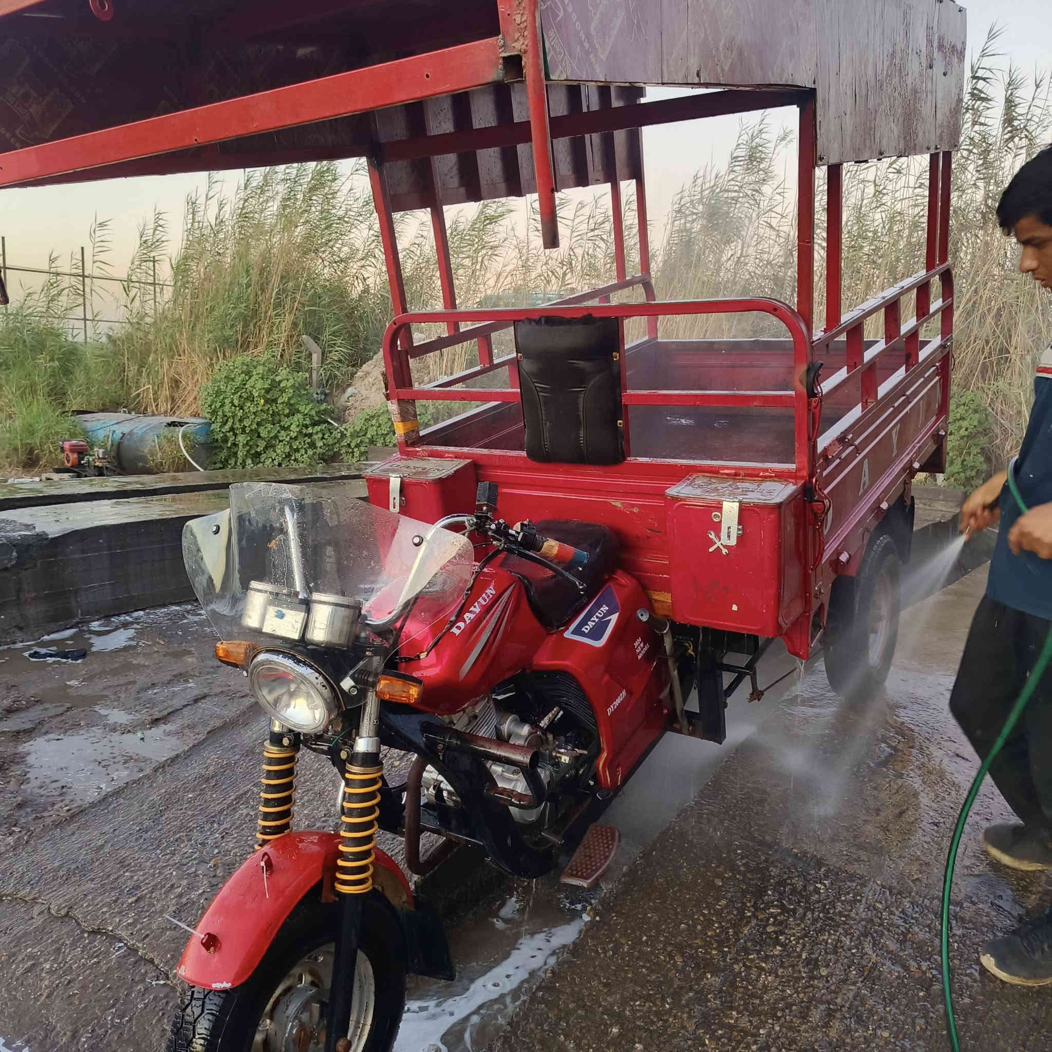 سلام عليكم ستوته دايوان فحل اوراق كامله مكينه خير من الله اكسن لا ونه ولا كلشي نكره سلف مكاني زعفرانيه السعر مليون وبيهه مجال حك جيه ***********
