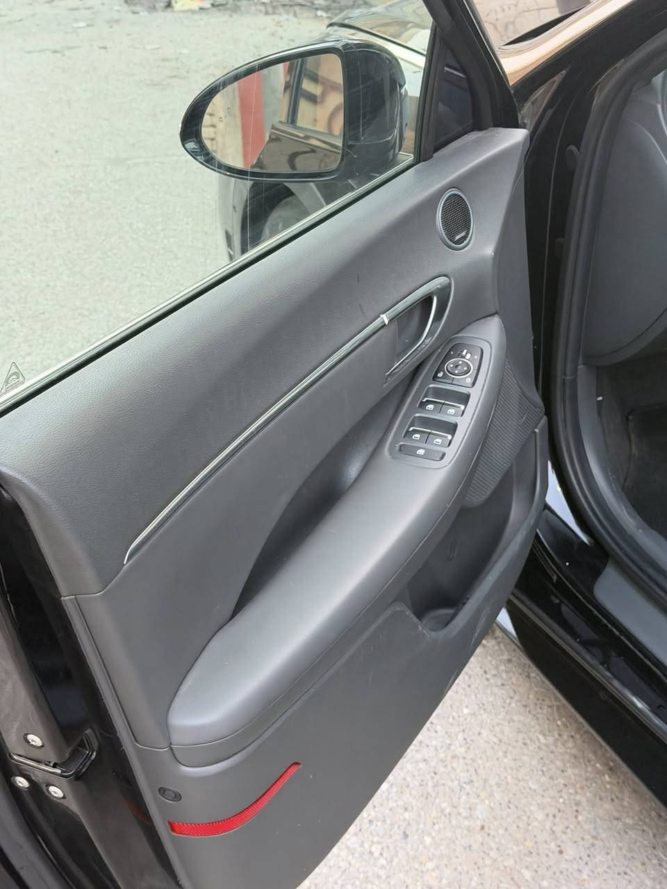 السلام عليكم سوناتا 2023 فوول مواصفات بيع سريع حادثه فقط تخريب حوض سبير بدون حادث السعر 168 وبيه مجال قليل كلش ***********
