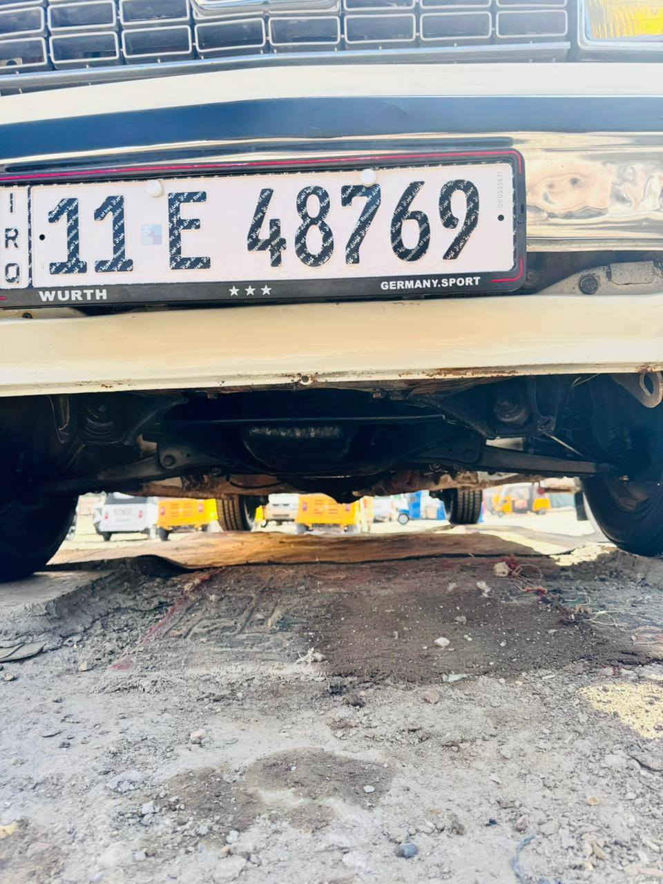 كرونه موديل 80 تبريد تخم تاير حداديه خليفي وامامي مكينه بلاديه وگير عادي بلادي لا تبخير ولا تنقيص سياره مصبوغه حزام للجماليه لا طخه ولا ضربه والقماره جارده
الرقم ***********
