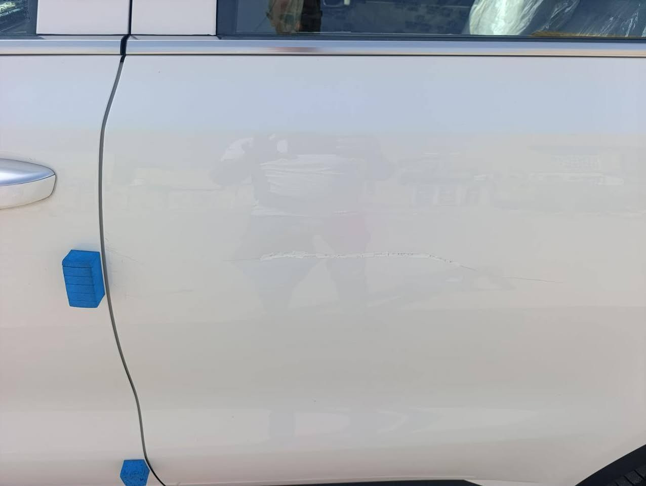 سورينتو خليجي موديل 24مكفوله ماشيه 39 مواصفاته معروفه بصمه داتا شو سبعه راكب ثلاث قطع تبريد ب
باقي المواصفات معروفه تحويل مباشر السعر مطلوب 320وبيهه مجال وبيهه شخط بصيط اباب خلف السايق على وضع الشركه مكان السياره كربلاء رقم الهاتف 07
801162209 عذرا لااتواجد ع الفيس


**إذا كنت صاحب هذا الإعلان وتريد حذفه لأي سبب، رجاءا أرسل رسالة إلى الدعم الفني**