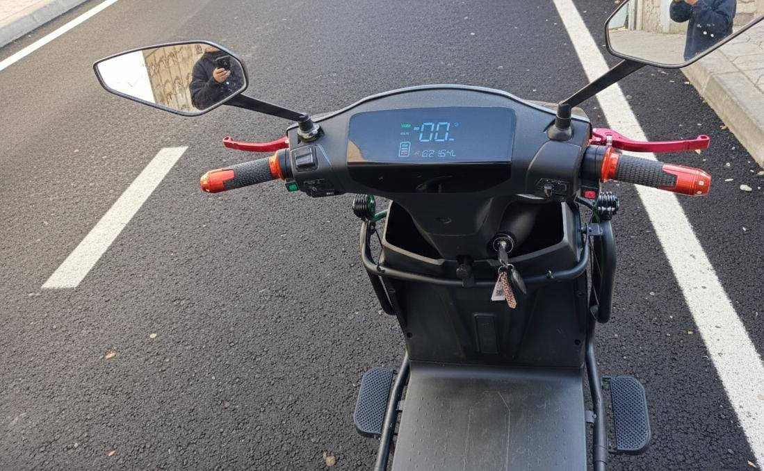 دراجه للبيع مكان فلوجه 700وبيها مجال
***********
