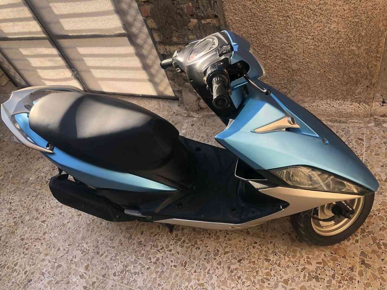 سلام عليكم شباب ماكس حديث للبيع مكينه تخبل 
دراجه مناقصه اي شي تعال ونكر وطلع سعره ٦٥٠ 
جوه السوك مكاني مدينه الصدر رقمي ***********
