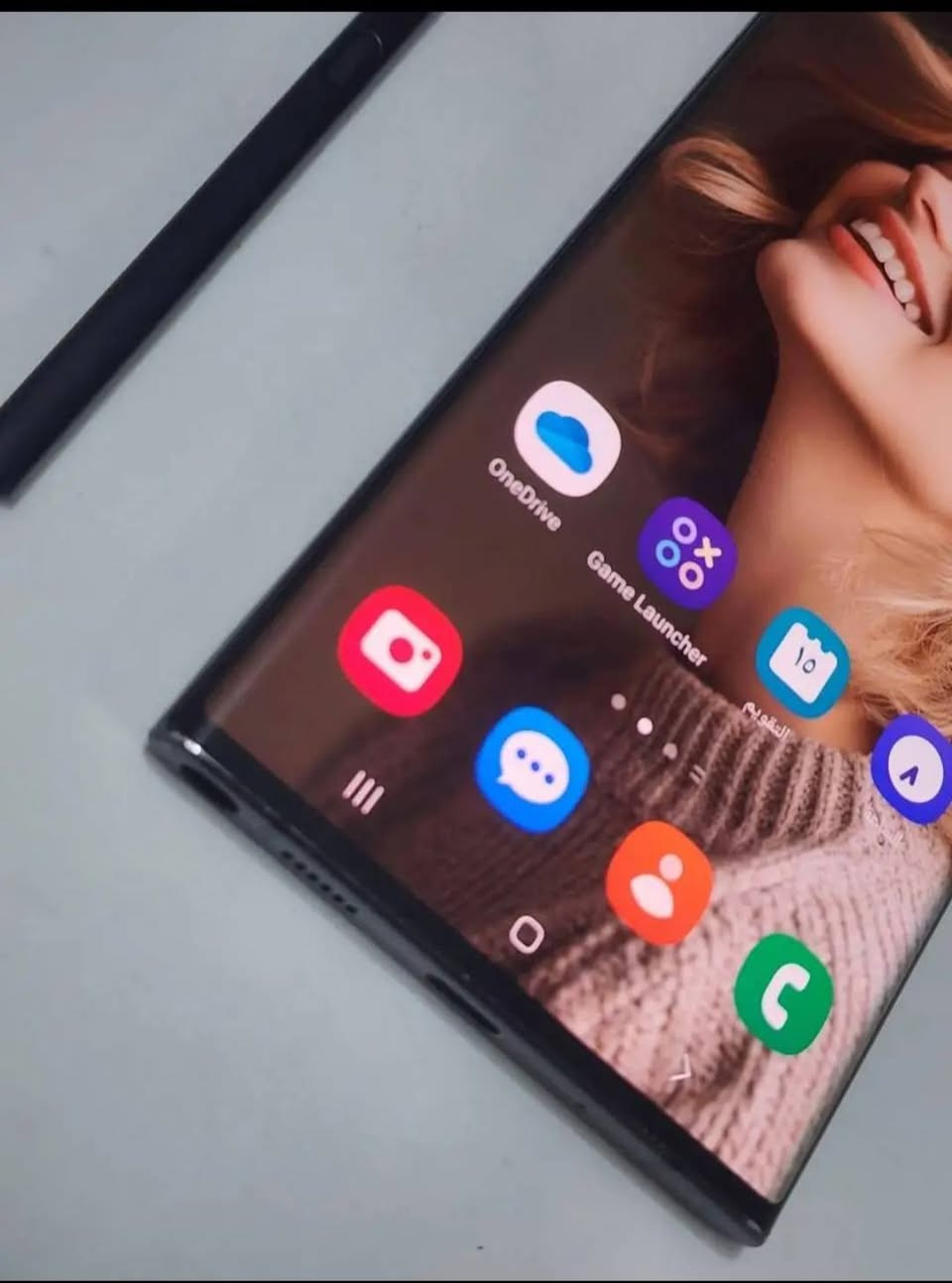 سلام عليكم للبيع نوت 20 الترا وياه شاحنه اصلية شحن سريع جدا دبل خط شرق اوسط ذاكرة 256 البوبجي ٩٠ فريم شاشة سوبر امولد منحنية الجهاز كفالة عامة من اي عطل سعره ٤٥٠ وبي مجال بصيط  مكاني كربلاء للاتصال ***********
