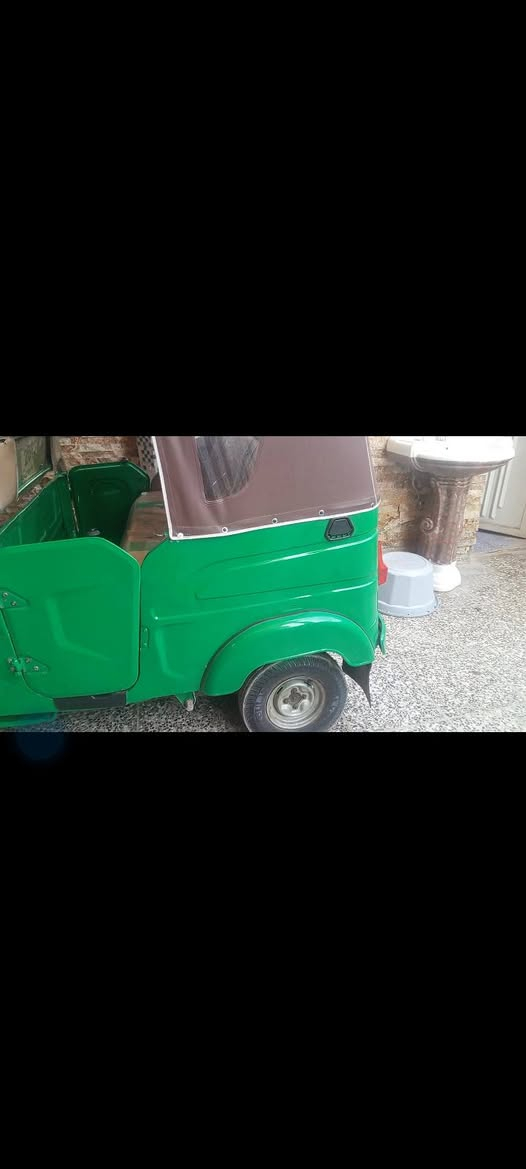 سلام عليكم شباب تكتك موديل 22 للبيع رقم الهاتف ***********
