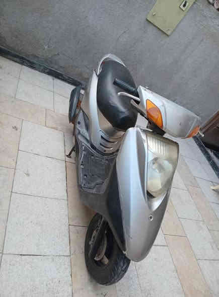 بريز ١٤٠ كابريتر محرك بلادي مكفول ناعم شلعه ومعدل سلف وهندر كهربايات كله شغال مختمه منفيس بيه السعر ٦٠٠ مكاني البياع ***********
