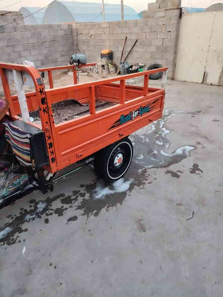 سلام عليكم ستوته تعمير كله جديد  محرك كارتون دور الشرطه مقابيل التاميم رقمي *********** مكلف بنشر خاص ماجاوب السعر1900وبيهه مجال قليل
