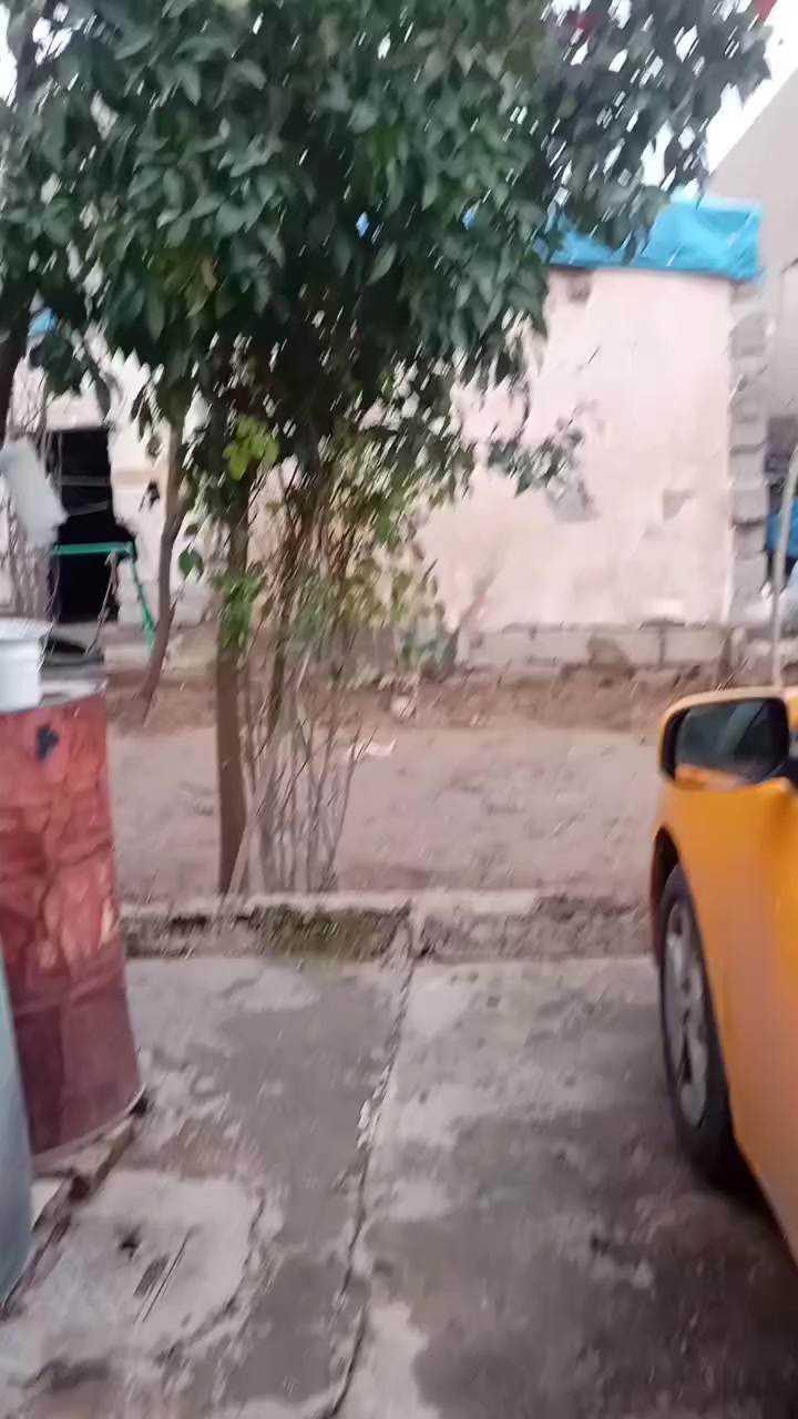 قطعة ارض مساحة 200متر طابو للبيع منطقة العمل الشعبي قرب برج اسيا سيل
للاستفسار الاتصال على الارقام التالية 
***********
***********
