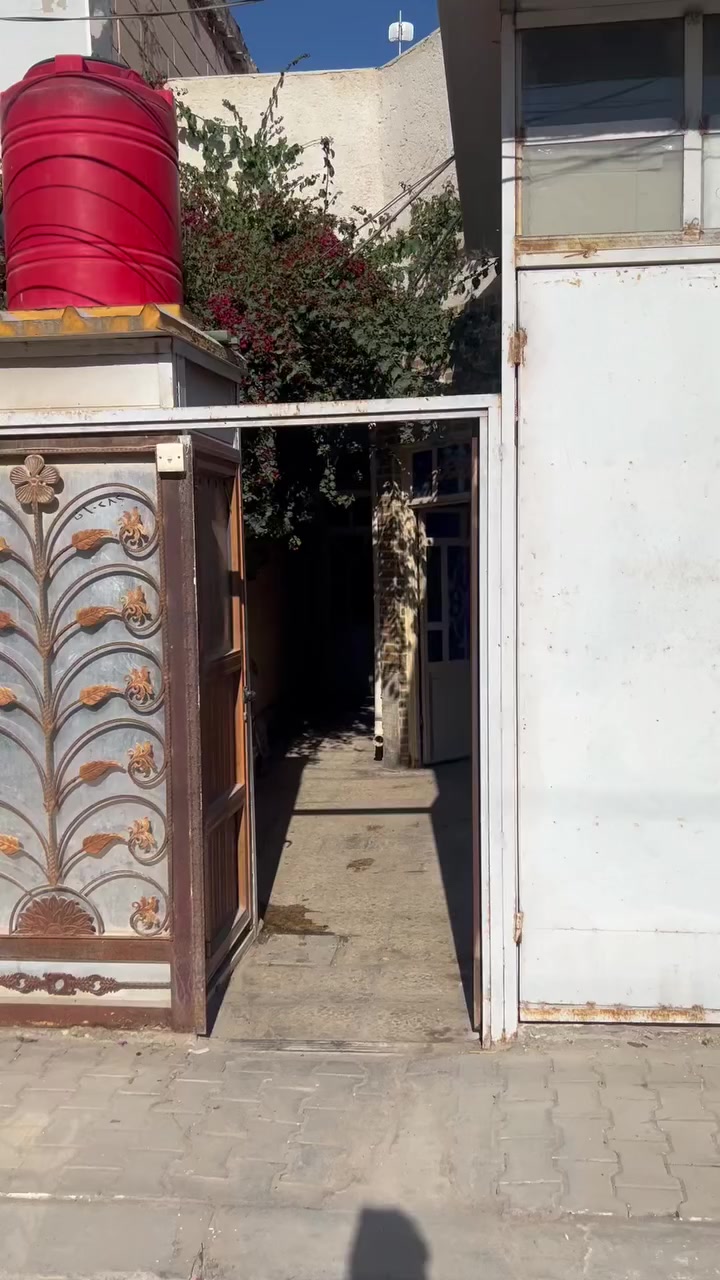 للبيع مستعجل ‭٠٧٧٦ ٥٨٢ ٤٢٧٢‬
