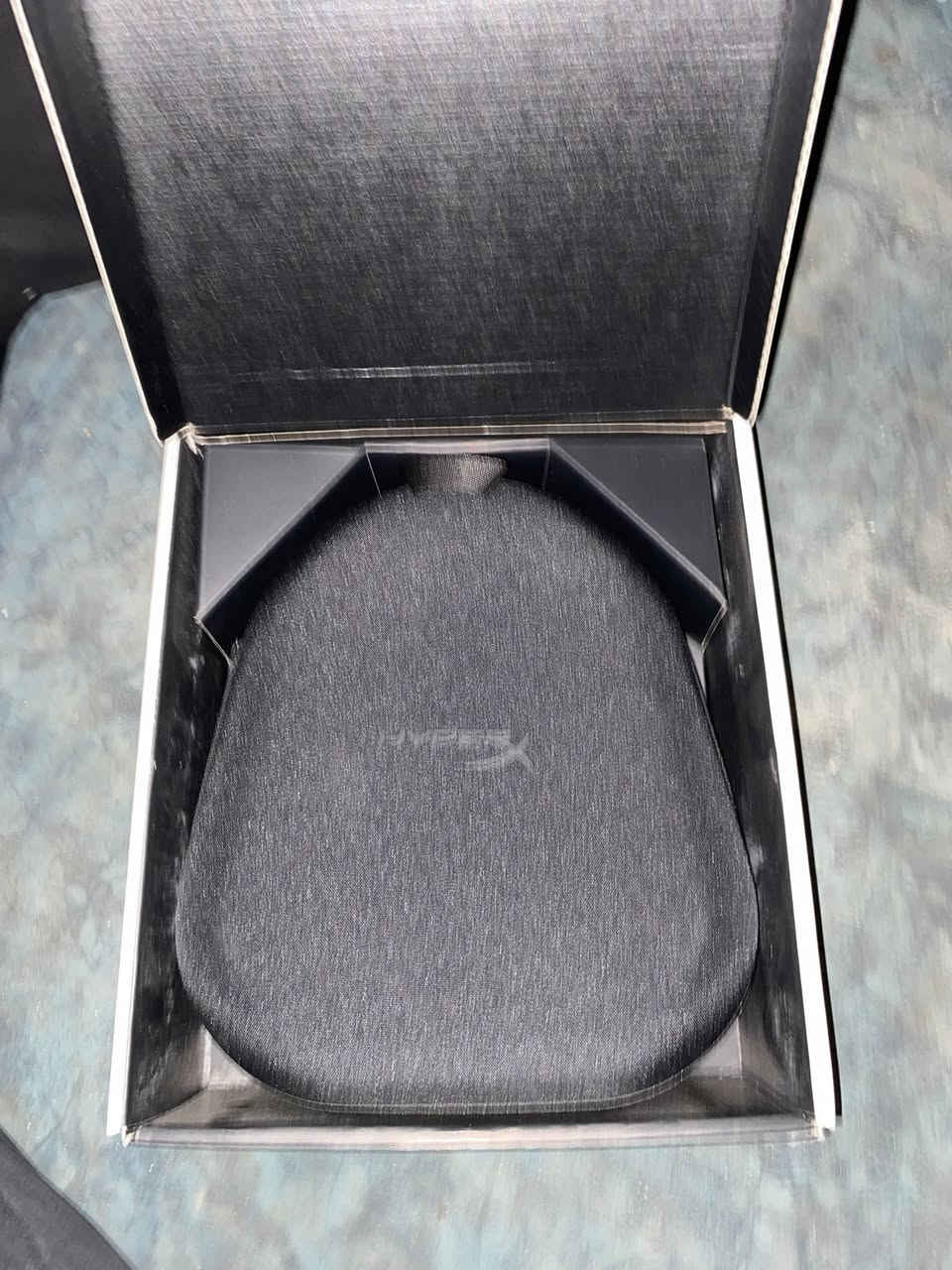 سماعة هايبر اكس كلاود مكس 2
HYPERX CLOUD MIX2
السماعه معروفه من عزل بحيث تدخلك بالجو وصوت ومايك وتصميم وشكل .
للبيع المكان ميسان ، حجي عبد الثانية السعر خاص بي مجال للشراي.
• تعديل


**إذا كنت صاحب هذا الإعلان وتريد حذفه لأي سبب، رجاءا أرسل رسالة إلى الدعم الفني**