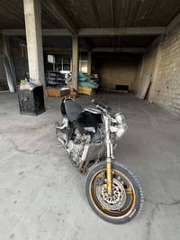 CB1000 • جديد • بلا مشاكل