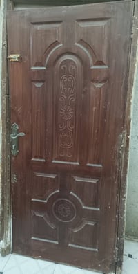ابواب خشب • باب حديد • الزبير