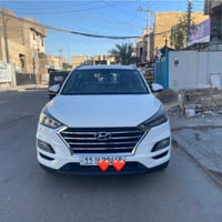 توسان خليجي 2019 سيارة فول ما عدا الفتحة كشنات كهربائي  السيارة مكفولة...