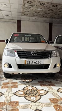 تويوتا هايلوكس • ٢٠١٤ • رقم مميز