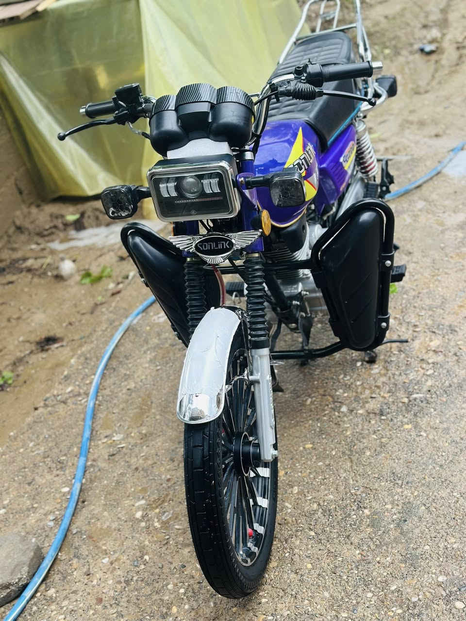 سلام عليكم 🫡 دراجه سيفان محرك ٢٠٠ للبيع مكان ديالي الخالص السعر 780 موديل 25 نضافه ٨٠ بل ميه


**إذا كنت صاحب هذا الإعلان وتريد حذفه لأي سبب، رجاءا أرسل رسالة إلى الدعم الفني**