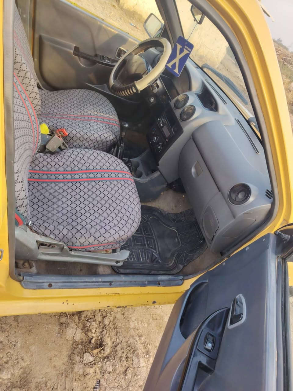 السلام عليكم سايبا موديل ٢٠١٥ رقم بابل ألماني مشروع وطني سياره بيه جاملغ خلفي صبغ بدون داخل محرك كير  تخم تاير حداديه تبريد سياره جديده سنويه ٢٠٢٩ السعر ٢٦ وبيه مجال الشراي ينتصل ***********
