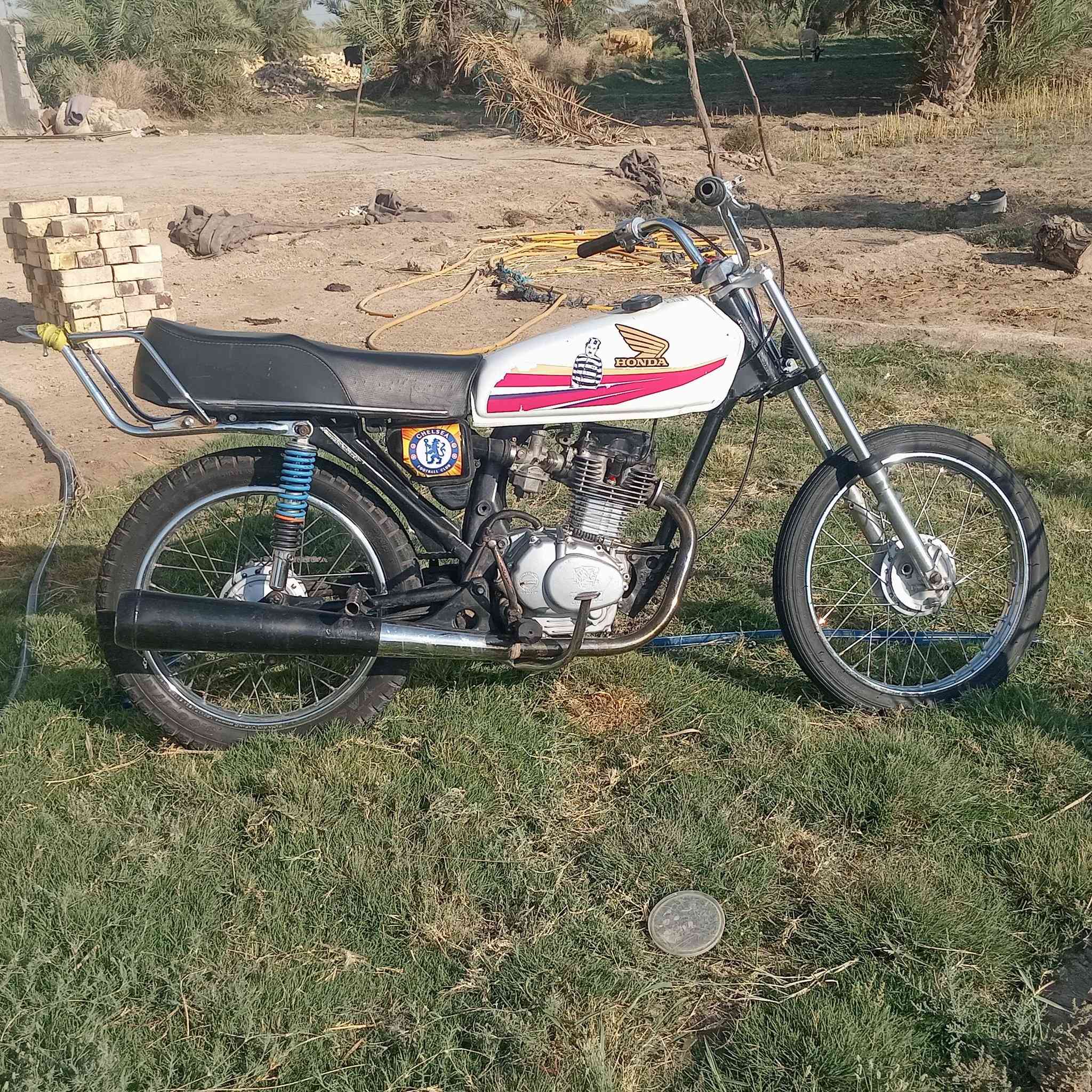 تايكر محرك مفتوح هندر واحد أوراق اصولي دراجه متروكه  وريد ابيعها محد يستخدمها ابيع ومراوس حسب القناعه في الرميثه سعر 450 مديل 18


**إذا كنت صاحب هذا الإعلان وتريد حذفه لأي سبب، رجاءا أرسل رسالة إلى الدعم الفني**