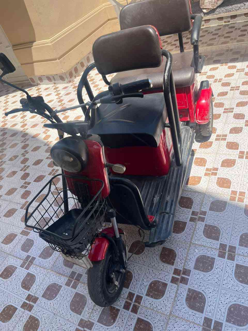 دراجه شحن للبيع 5بطاريات بحاله جيده الاستفسار الاتصال ***********
