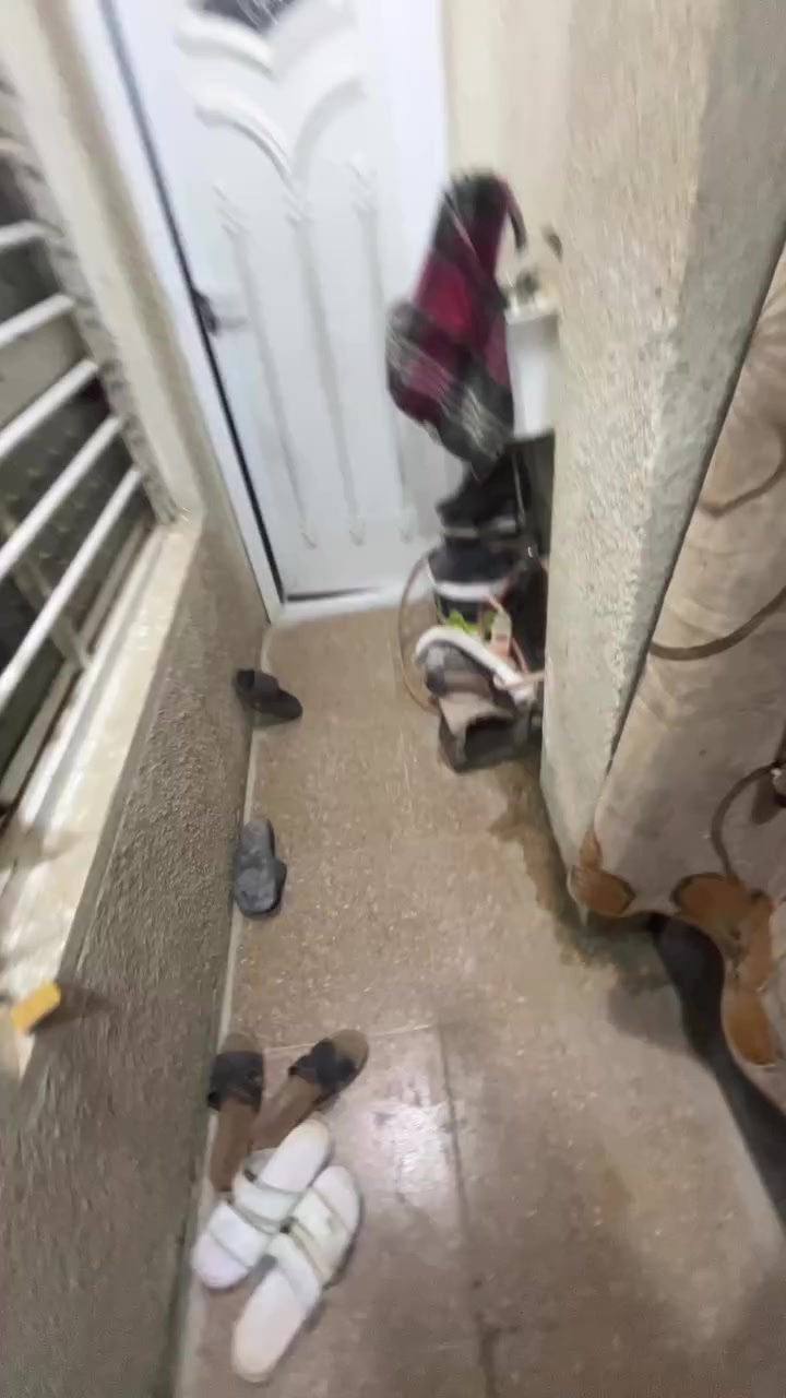 بيت 50متر للبيع بغداد الامين الثانيه سده شارع ١٥بيت ركن كامل مكمل مابي اي نقص. يحتوي علا تلث غرف تلث حمامات مطبخ حار وبارد صطحين السعر خاص


**إذا كنت صاحب هذا الإعلان وتريد حذفه لأي سبب، رجاءا أرسل رسالة إلى الدعم الفني**