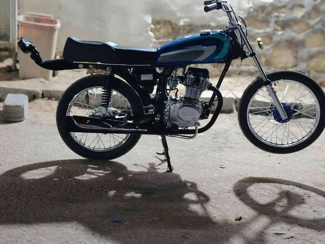 السلام عليكم دراجه لبيع أوراق اصولي تعميره 26 صالهه سبوع من معمرهه اي نقص ما بيهه تجي تفحص اله تاخذهه السعر 950 بيهه مجال الطيبين هاذا رقمه***********
