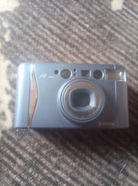 كاميرات للبيع اثنيناتهن ب 25 07808098868