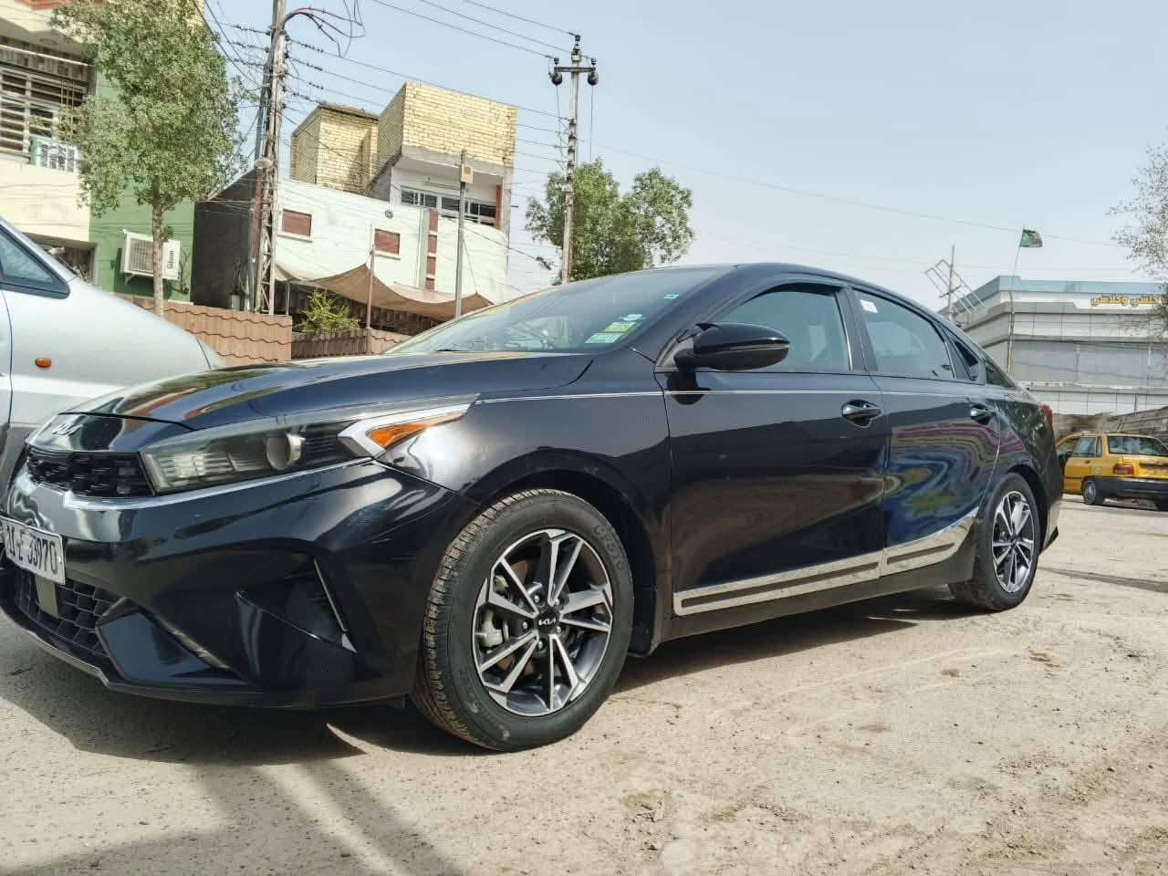 سلام عليكم فورتي 2024 سياره جديده بيه بنيد صبغ فقط وجاملغ بارد كير مكينه مكفوله سياره بسمي تحويل ثاني يوم مواصفات شاره بلمري شاشه جبيره سياره كلش حلوه                     السعر 120 وبيه مجال            الاستفسار ***********
